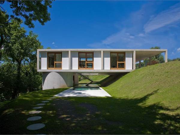 Villa pregio Sonvico, Vedi in: 3D -Video-360 gradi