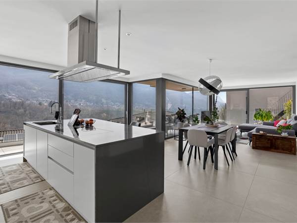 Nuova Villa moderna + 2.5 indipendente | 8 posti auto