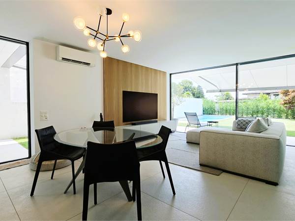 Villa Minergie con piscina a Villa Luganese